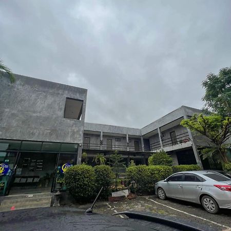 Come Moon Loft Hotel プレー エクステリア 写真