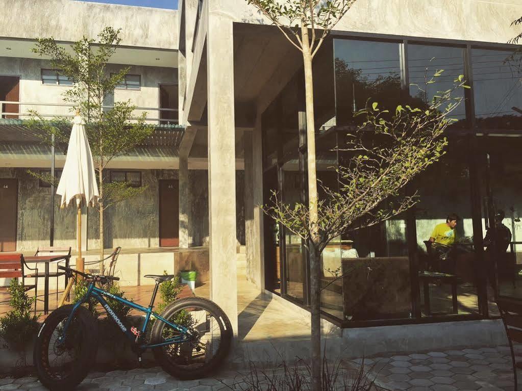 Come Moon Loft Hotel プレー エクステリア 写真